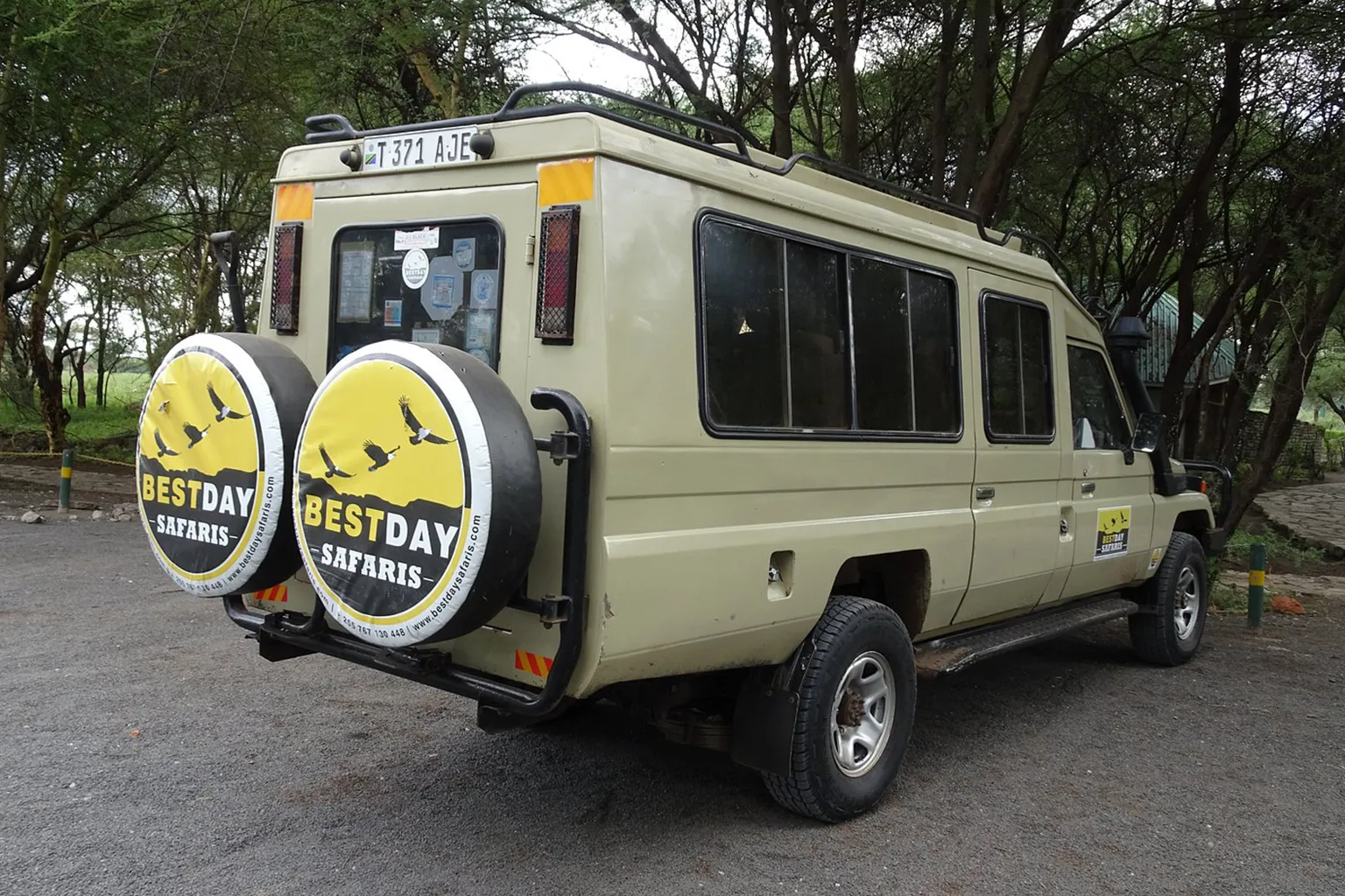 Tanzania Safari Vehicle